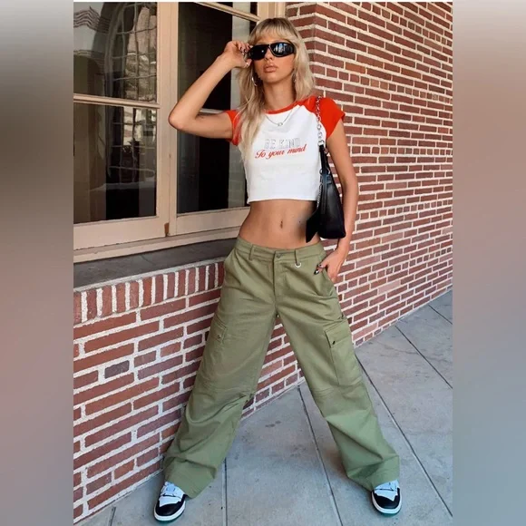 Princess Polly Mid rise Cargo Pant - Picture 1 of 4